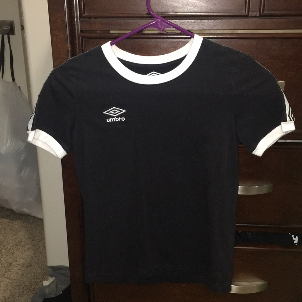 Umbro top